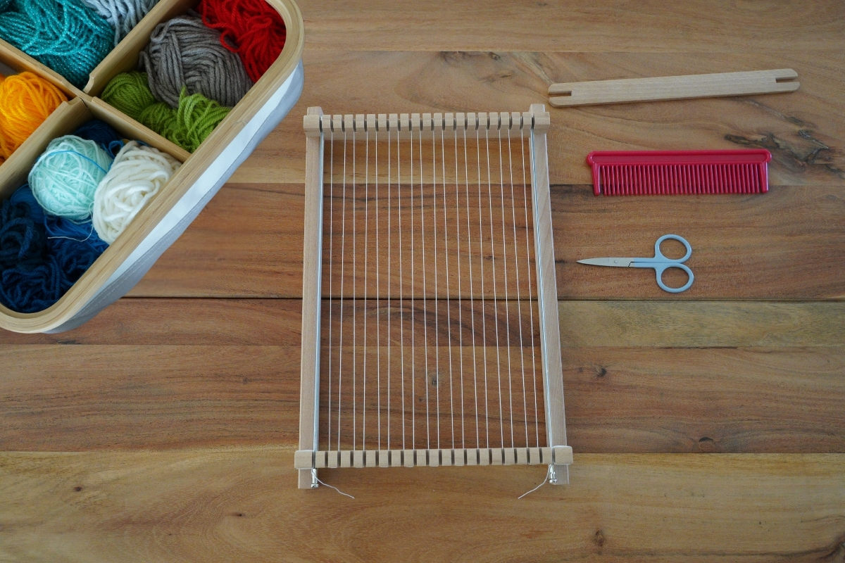 Weaving Rocking Frame How to Introduce Weaving: Setting Up a Frame and Getting Started